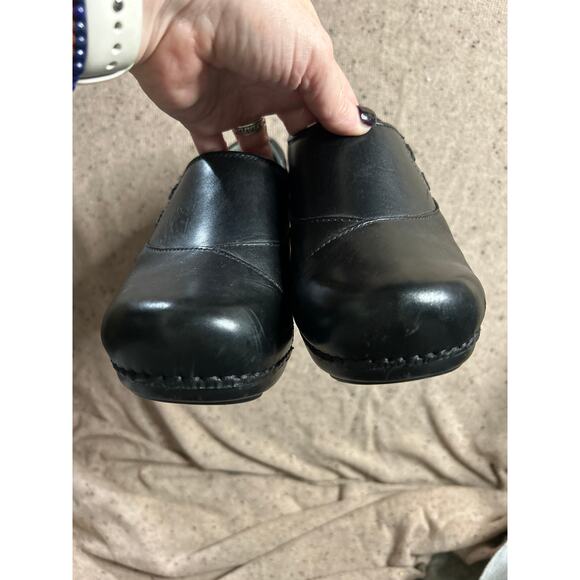 Dansko Stacie Black Leather Clogs 39 EUC Comfort Slip-On Classic Work Shoe - Picture 2 of 10